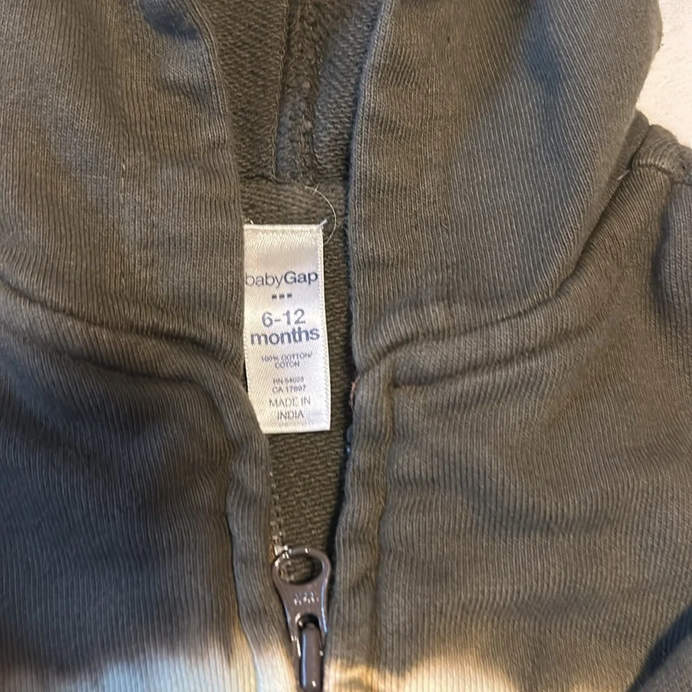 GAP Kids Hoodie Size 6-12 Months